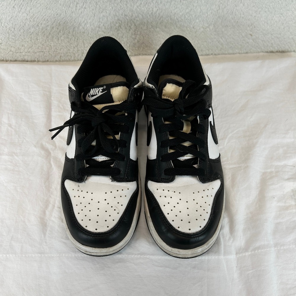Nike Dunk Low Panda Black White GS Sneakers CW1590-100 Mens Womens Shoes Size 6Y - Picture 2 of 15